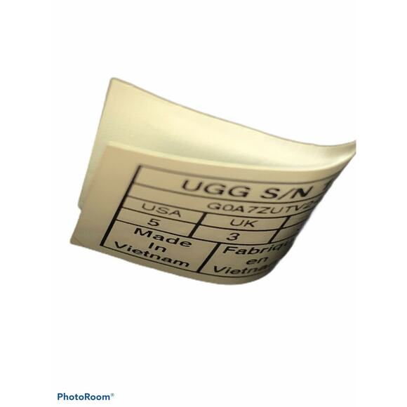 UGG Bailey Twinface Genuine Shearling Boot - Picture 5 of 5